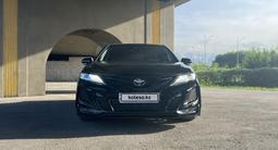 Toyota Camry 2021 годаүшін15 200 000 тг. в Алматы – фото 2