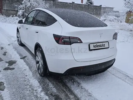 Tesla Model Y 2021 года за 15 000 000 тг. в Алматы – фото 3