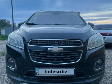 Chevrolet Tracker 2014 года за 5 990 000 тг. в Семей – фото 4