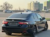 Toyota Camry 2021 года за 12 000 000 тг. в Алматы