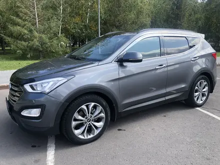 Hyundai Santa Fe 2014 года за 10 000 000 тг. в Астана – фото 2