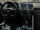 Hyundai Elantra 2023 года за 8 700 000 тг. в Алматы – фото 3