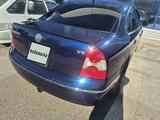 Volkswagen Passat 2003 годаүшін2 550 000 тг. в Караганда – фото 5