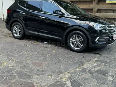 Hyundai Santa Fe 2017 года за 9 700 000 тг. в Шымкент