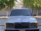 Mercedes-Benz E 300 1992 годаүшін1 500 000 тг. в Тараз