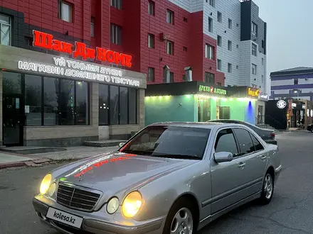 Mercedes-Benz E 320 1999 года за 4 200 000 тг. в Кызылорда – фото 3