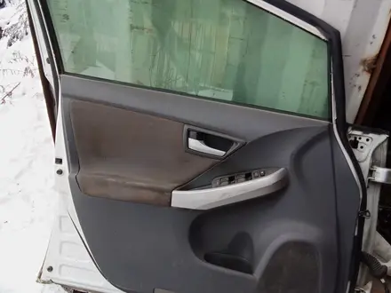 Двери передней левой Тоиота Prius за 40 000 тг. в Алматы – фото 2