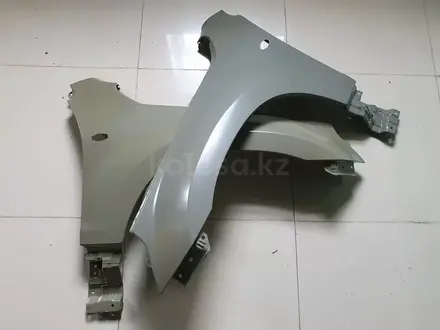 Крыло Suzuki Grand Vitara за 1 000 тг. в Астана