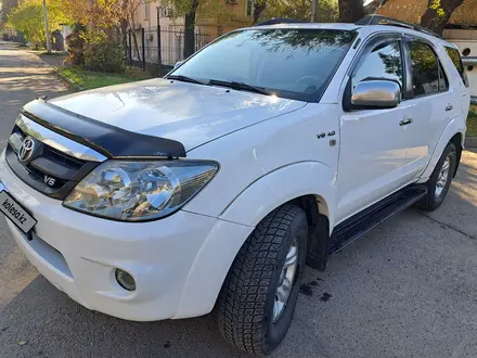 Toyota Fortuner 2006 года за 10 200 000 тг. в Алматы