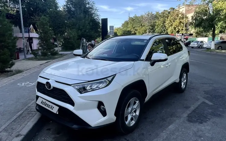 Toyota RAV4 2019 года за 17 000 000 тг. в Алматы