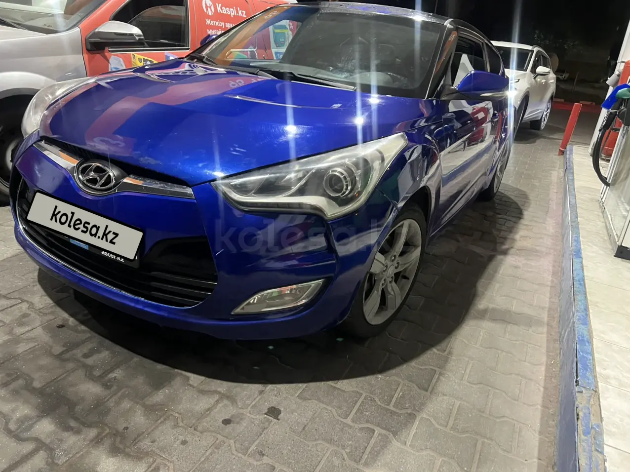 Hyundai Veloster, 2013
