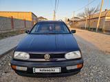 Volkswagen Golf 1995 годаүшін1 800 000 тг. в Туркестан
