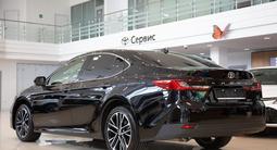 Toyota Camry Luxe eCVT 2026 годаүшін26 190 000 тг. в Алматы