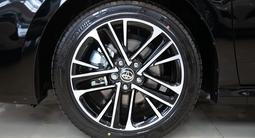 Toyota Camry Luxe eCVT 2026 годаүшін26 190 000 тг. в Алматы – фото 5