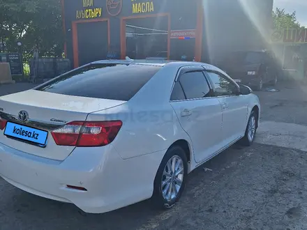 Toyota Camry 2014 года за 7 500 000 тг. в Астана – фото 4