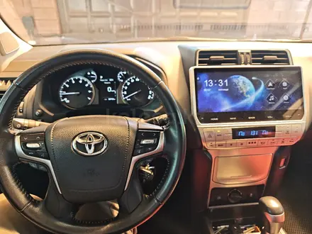 Toyota Land Cruiser Prado 2022 года за 25 700 000 тг. в Актобе – фото 27
