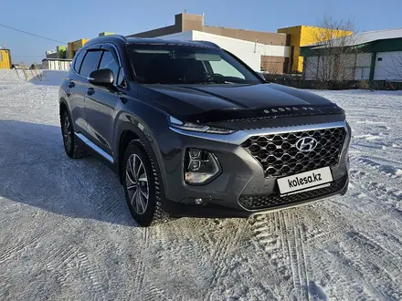 Hyundai Santa Fe 2020 года за 15 000 000 тг. в Караганда – фото 2