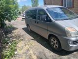 Hyundai Starex 2006 годаүшін2 700 000 тг. в Астана – фото 2