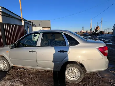 ВАЗ (Lada) Granta 2190 2013 года за 2 500 000 тг. в Уральск – фото 2