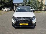 Mitsubishi Outlander 2022 года за 11 999 000 тг. в Алматы – фото 3