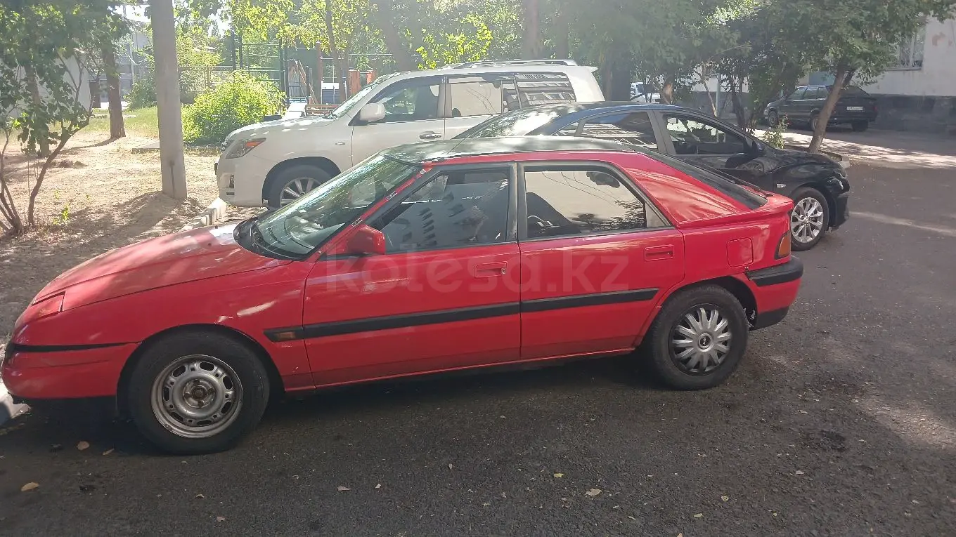 Mazda 323, 1992