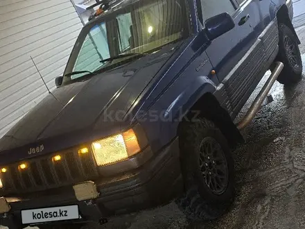 Jeep Grand Cherokee 1995 года за 2 500 000 тг. в Жанаозен – фото 3