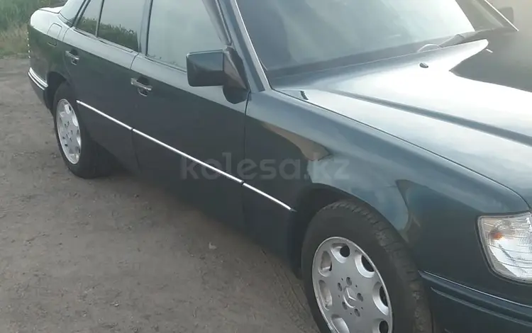 Mercedes-Benz E 200 1994 года за 4 000 000 тг. в Караганда