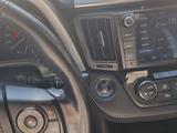 Toyota RAV4 2018 года за 12 800 000 тг. в Костанай – фото 4