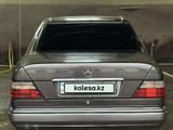Mercedes-Benz E 200 1994 года за 1 900 000 тг. в Шымкент – фото 5