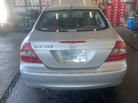 Задний правый фонарь на Mercedes-Benz CLK w209 за 35 000 тг. в Шымкент – фото 6