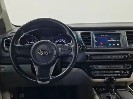 Kia Carnival 2015 года за 9 180 000 тг. в Алматы – фото 13