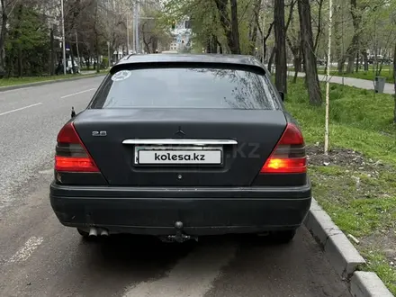 Mercedes-Benz C 280 1995 года за 2 400 000 тг. в Алматы – фото 3