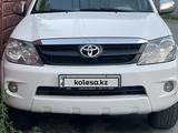 Toyota Fortuner 2006 годаүшін5 500 000 тг. в Алматы – фото 2