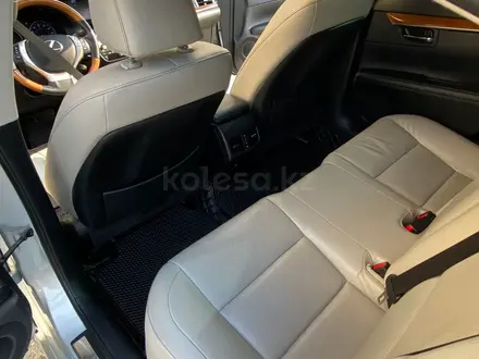 Lexus ES 300h 2013 года за 7 900 000 тг. в Актау – фото 6