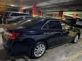 Toyota Camry 2014 годаүшін8 500 000 тг. в Астана – фото 2