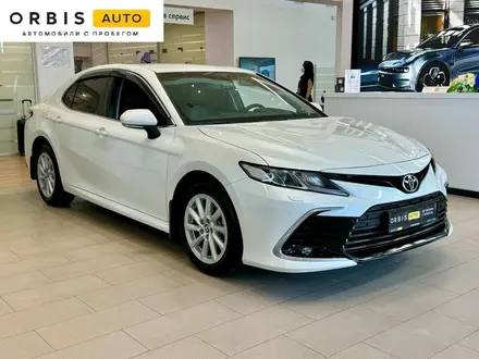 Toyota Camry 2021 года за 14 290 000 тг. в Уральск – фото 5