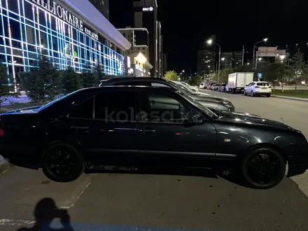 Mercedes-Benz E 240 1998 года за 3 100 000 тг. в Костанай – фото 5