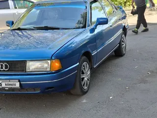 Audi 80