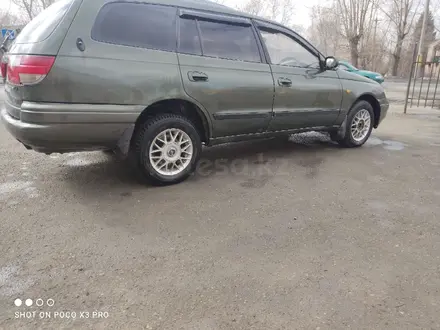 Toyota Caldina 1995 года за 2 400 000 тг. в Усть-Каменогорск – фото 5