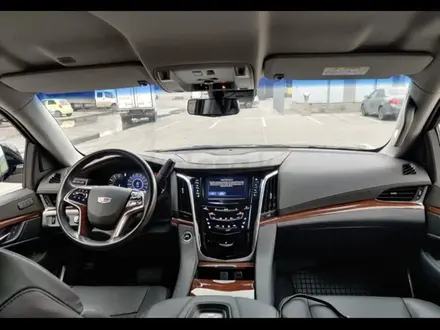 Cadillac Escalade 2019 года за 29 500 000 тг. в Астана – фото 3