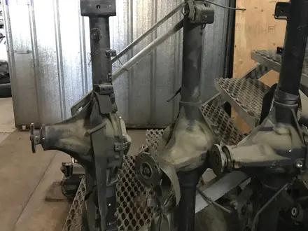 Задний мост NISSAN за 1 000 тг. в Алматы – фото 2