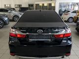 Toyota Camry 2017 года за 14 000 000 тг. в Шымкент – фото 4