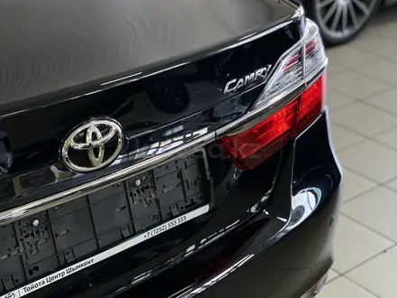 Toyota Camry 2017 года за 14 000 000 тг. в Шымкент – фото 9