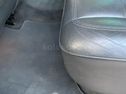 Volkswagen Touareg 2005 года за 3 500 000 тг. в Алматы – фото 16