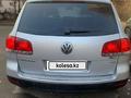 Volkswagen Touareg 2005 годаүшін3 500 000 тг. в Алматы – фото 6
