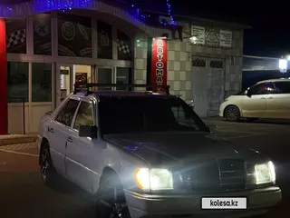 Mercedes-Benz E-Class, 1992