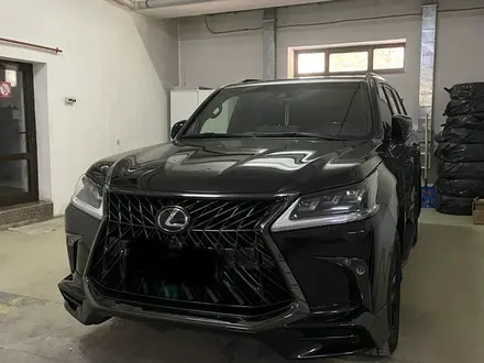 Lexus LX 570 2020 года за 54 500 000 тг. в Астана – фото 2