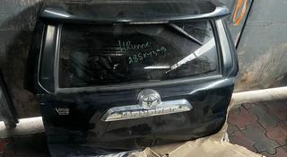 Крышка багажника тойота форанер за 3 000 тг. в Алматы