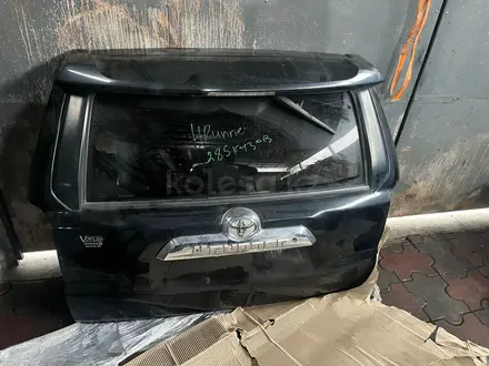 Крышка багажника тойота форанер за 3 000 тг. в Алматы – фото 2