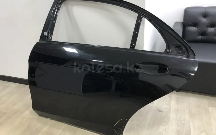 Дверь задняя левая Mercedes-Benz S-сlass 6 за 190 000 тг. в Астана